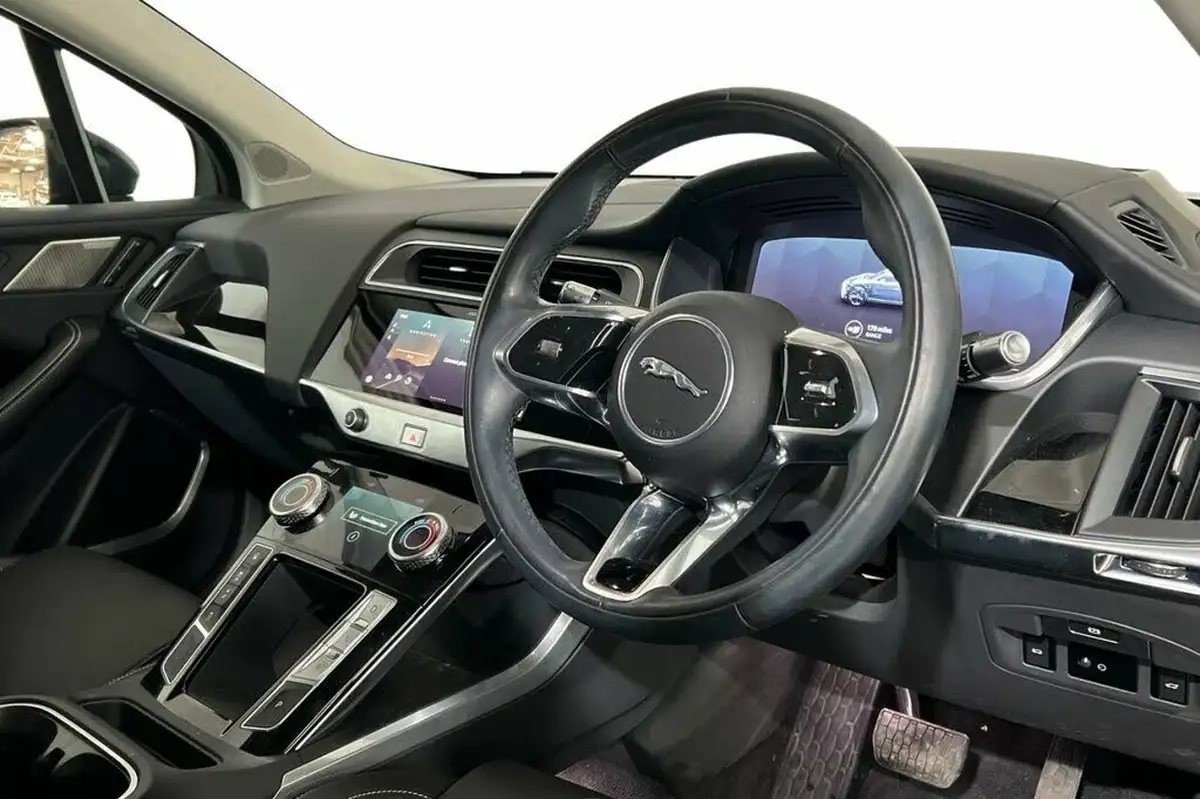 2021-jaguar-i-pace-ev400-hse-big-6