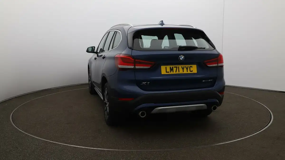 2021-bmw-x1-20-sdrive20i-xline-big-53