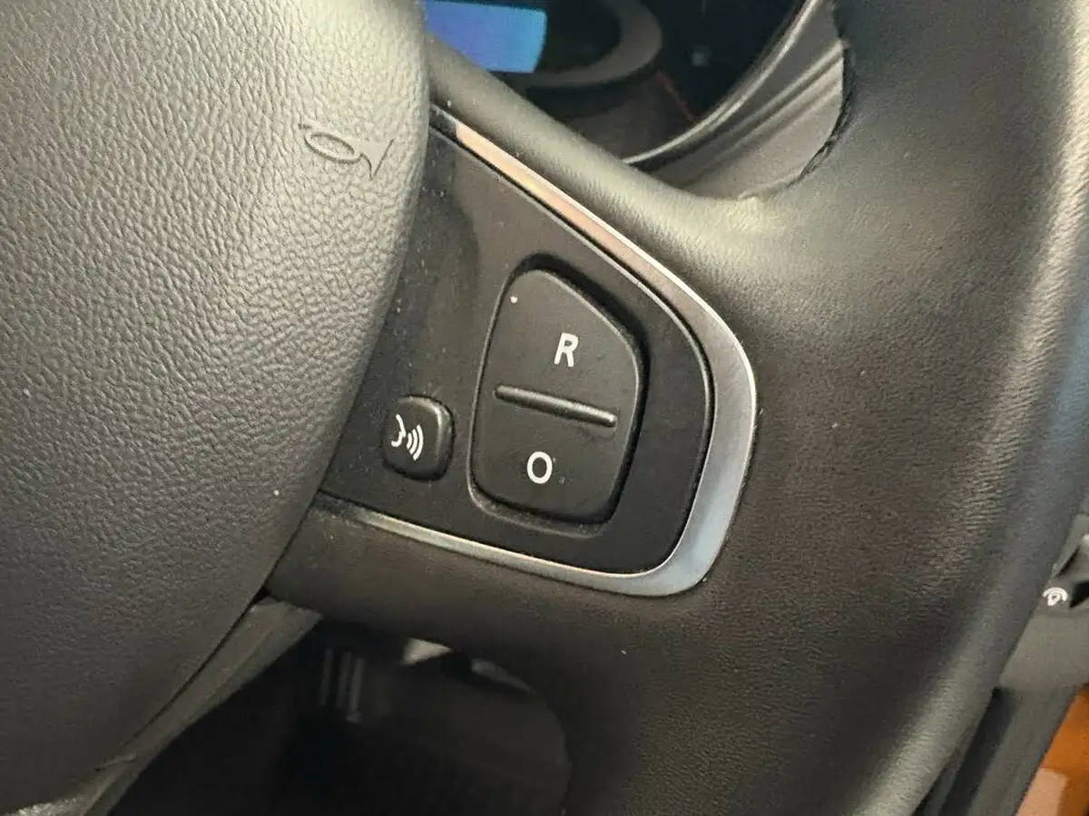 2018-renault-captur-15dci-iconic-edc-auto-big-10