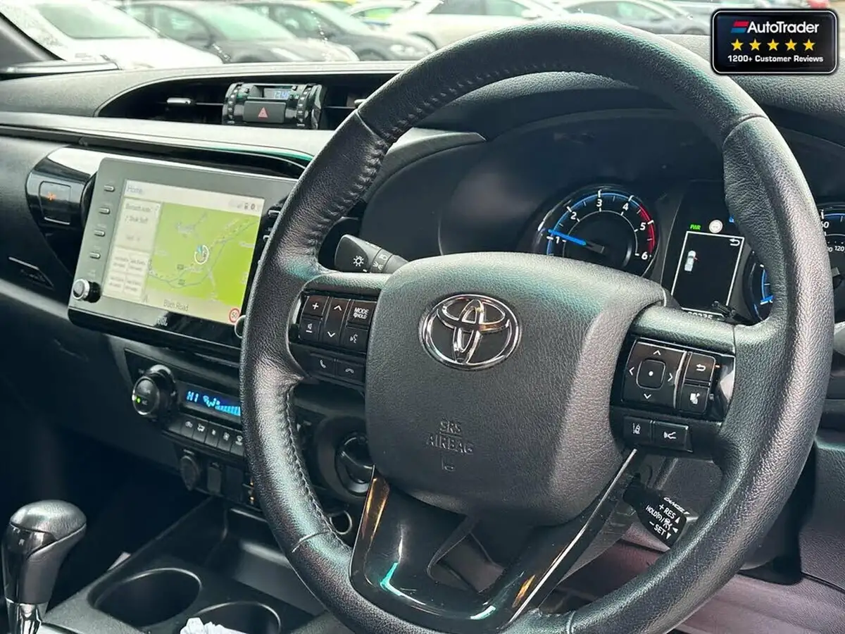 2022-toyota-hi-lux-28d-4d-invincible-x-204hpeu6d-2755cc-auto-big-8