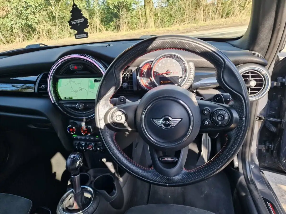 2017-mini-cooper-20-cooper-jcw-sport-auto-big-30