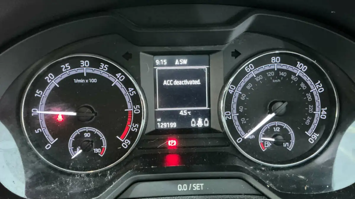 2017-skoda-octavia-16tdi-se-technology-115ps-estate-1596cc-big-6