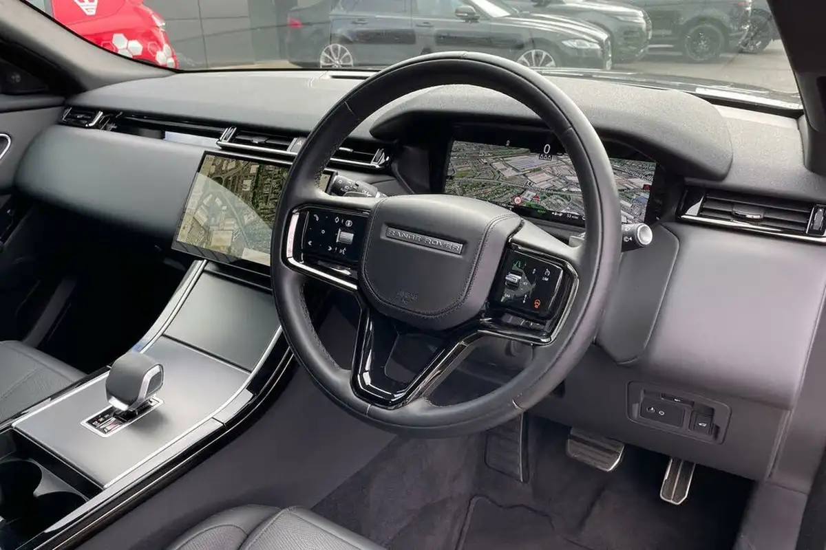 2024-land-rover-range-rover-velar-20-p400e-dynamic-hse-big-31