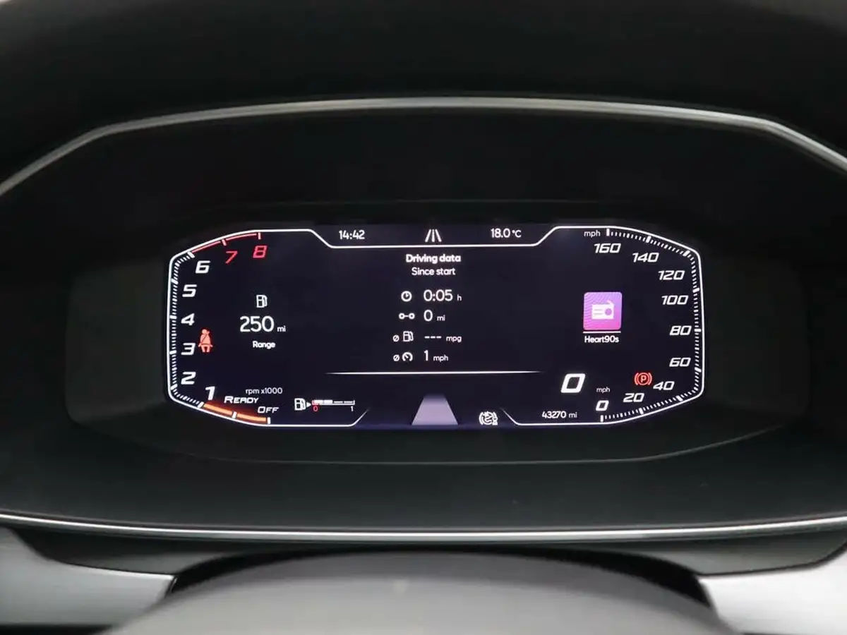 2021-seat-leon-15-tsi-evo-fr-130ps-hatchback-big-16