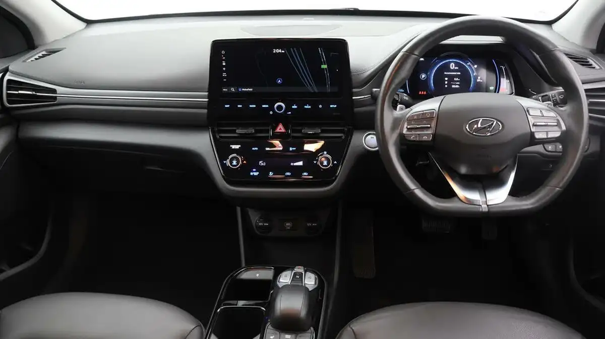 2021-hyundai-ioniq-e-premium-electric-100kw-big-12