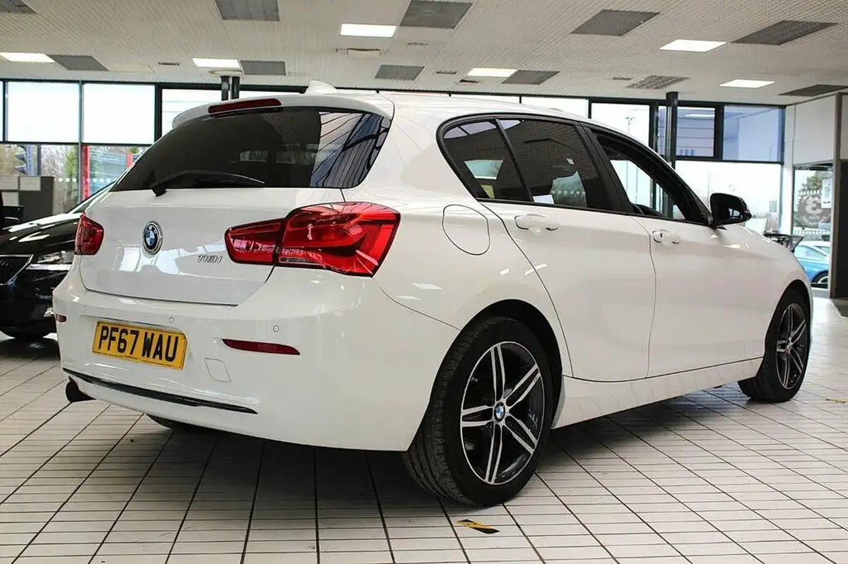 2018-bmw-1-series-15-118i-sport-5d-auto-big-9