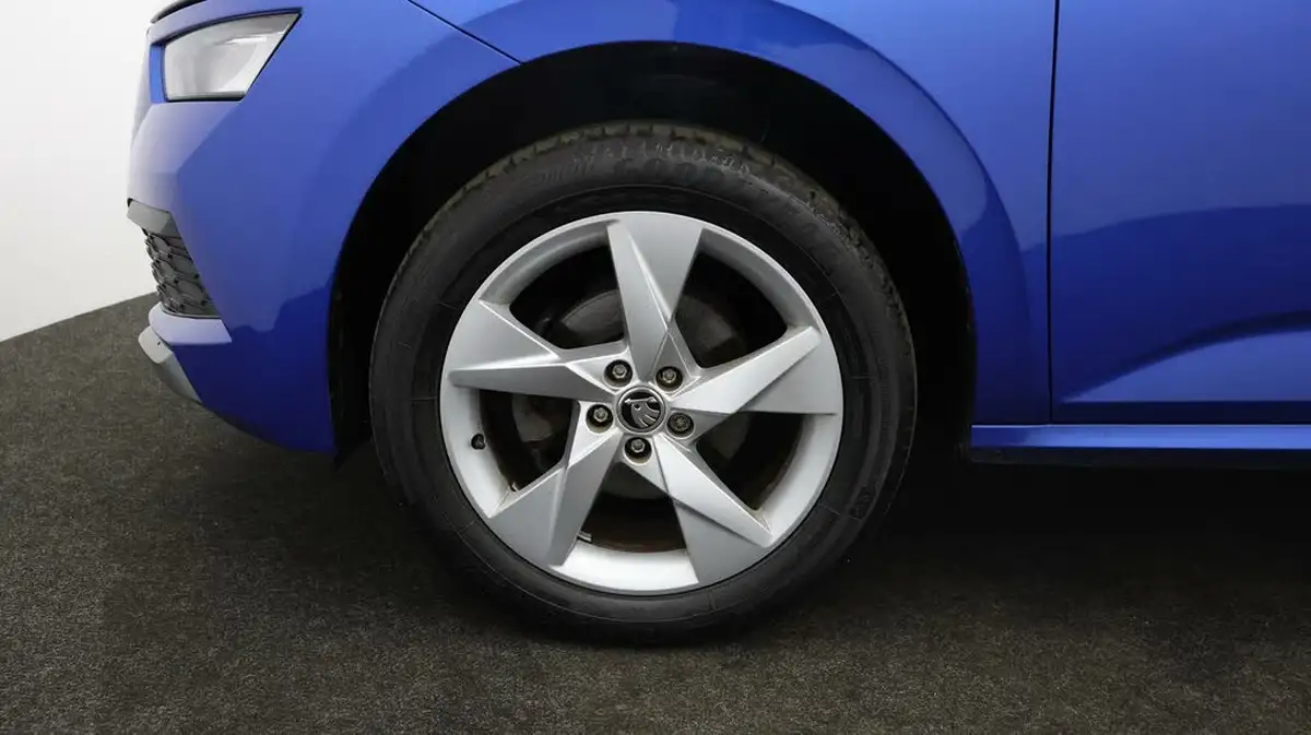 2021-skoda-kamiq-10-tsi-se-drive-109ps-dsg-big-17