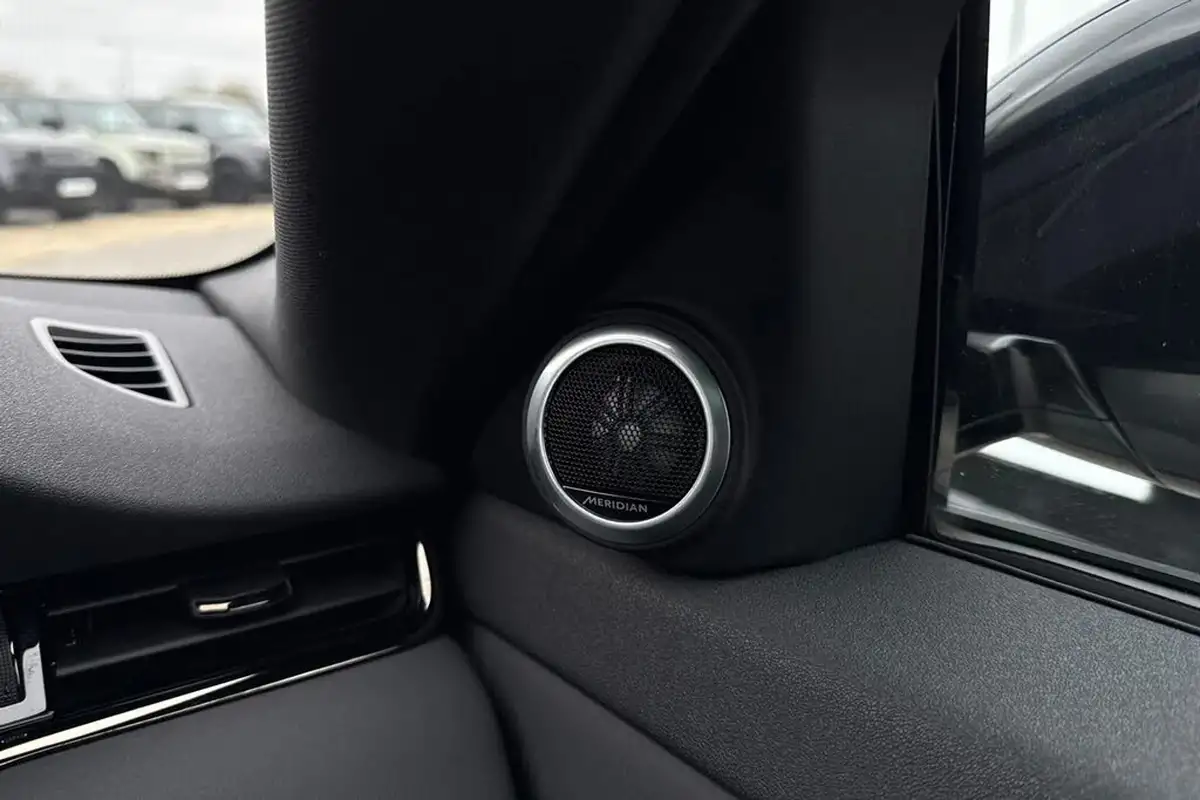 2023-land-rover-range-rover-evoque-20-d200-dynamic-se-big-44