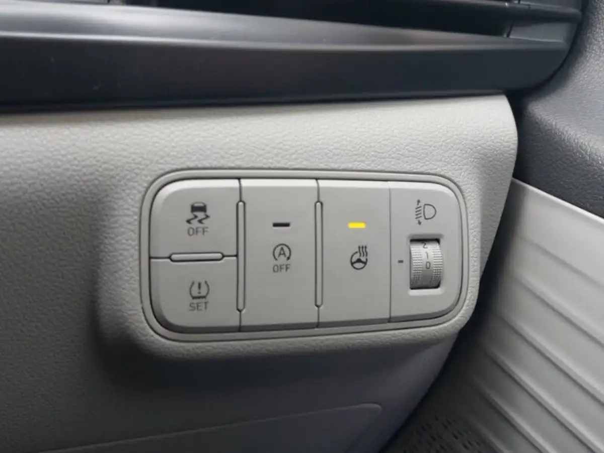 2024-hyundai-bayon-10-t-gdi-ultimate-100ps-7dct-big-14