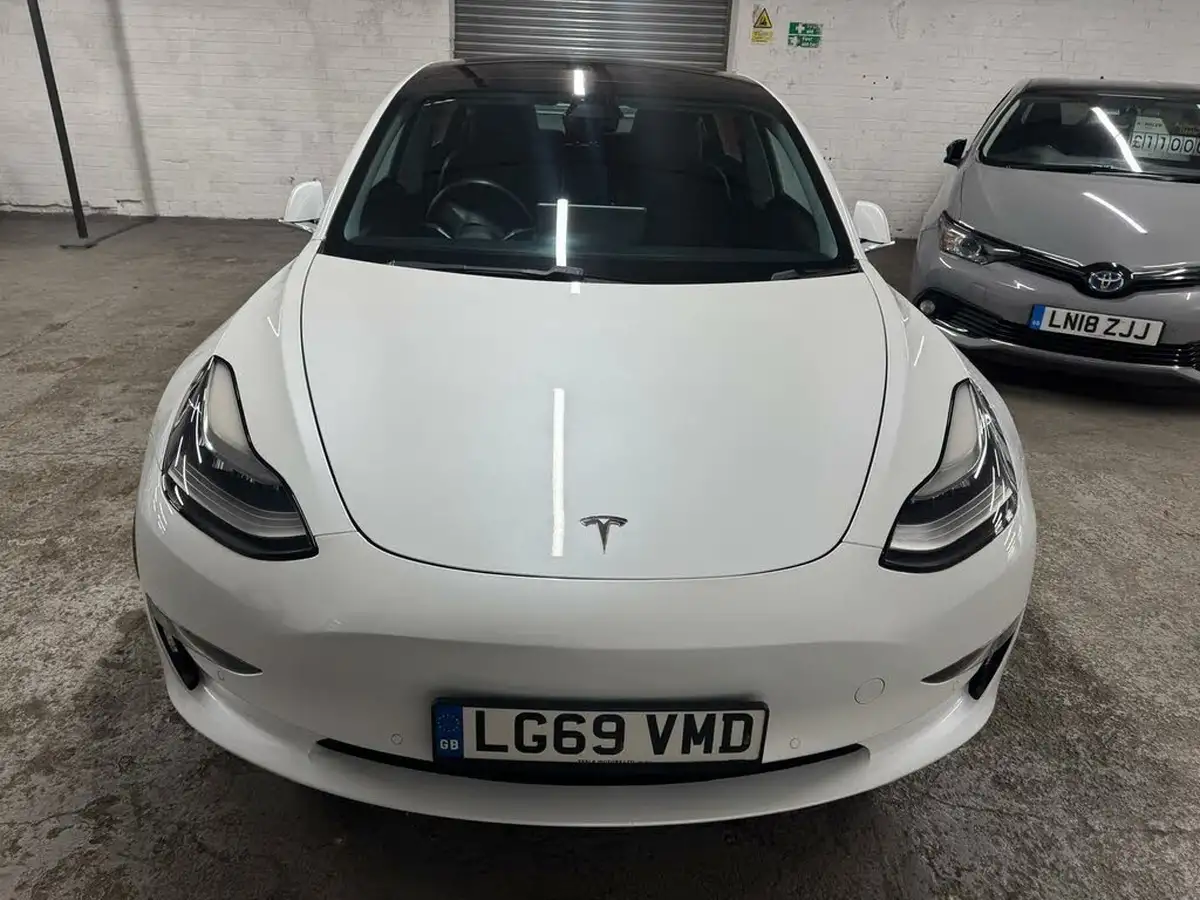2019-tesla-model-3-e-standard-plus-big-3