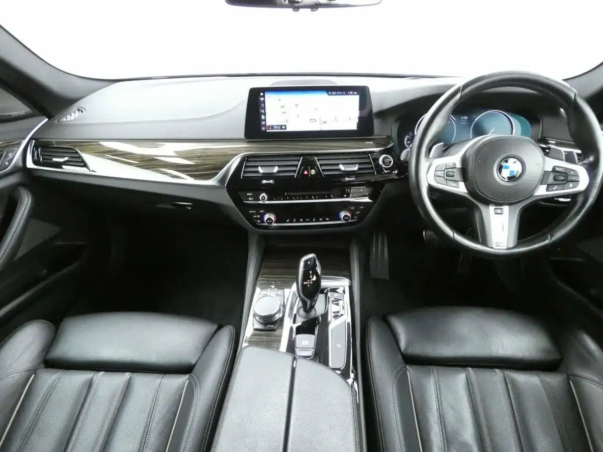 2018-bmw-5-series-30td-530d-m-sport-saloon-4d-big-15