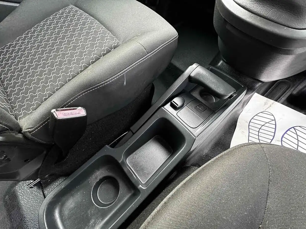 2016-renault-kangoo-maxi-e-i-maxi-ze-crew-cab-big-23