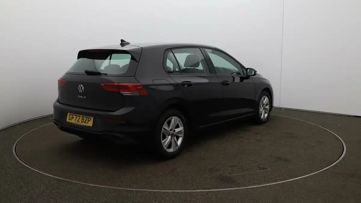 2022-volkswagen-golf-15-tsi-life-150ps-hatchback-big-7