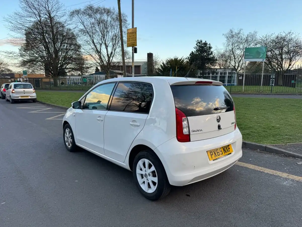 2015-skoda-citigo-10-mpi-se-l-greentech-75ps-5d-big-2