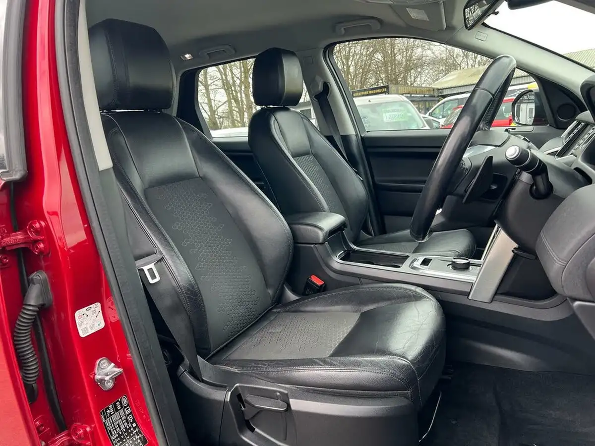 2017-land-rover-discovery-sport-20td4-se-tech-182ps-suv-auto-big-8