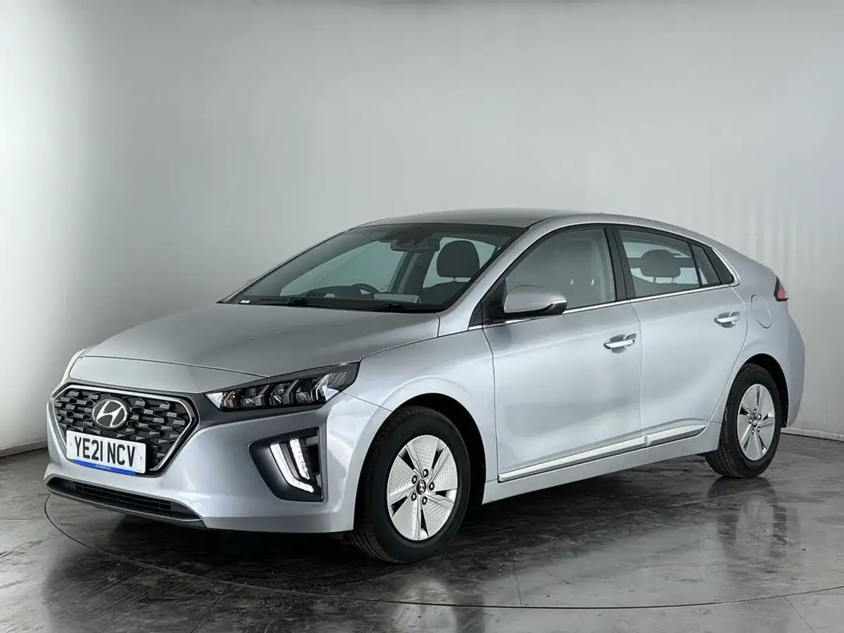 2021-hyundai-ioniq-16-gdi-premium-hybrid-big-1