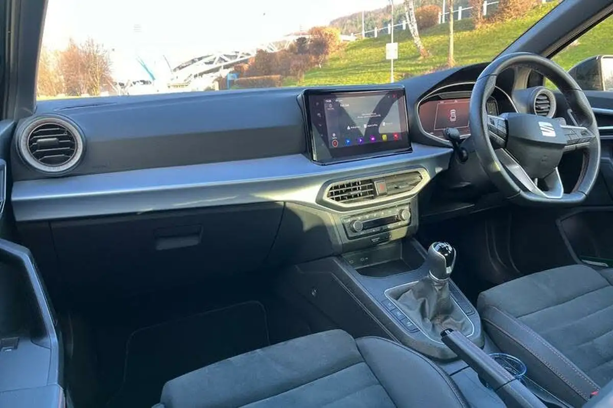2022-seat-ibiza-10-tsi-fr-sport-110ps-big-17