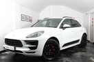2016-porsche-macan-30-gts-small-0