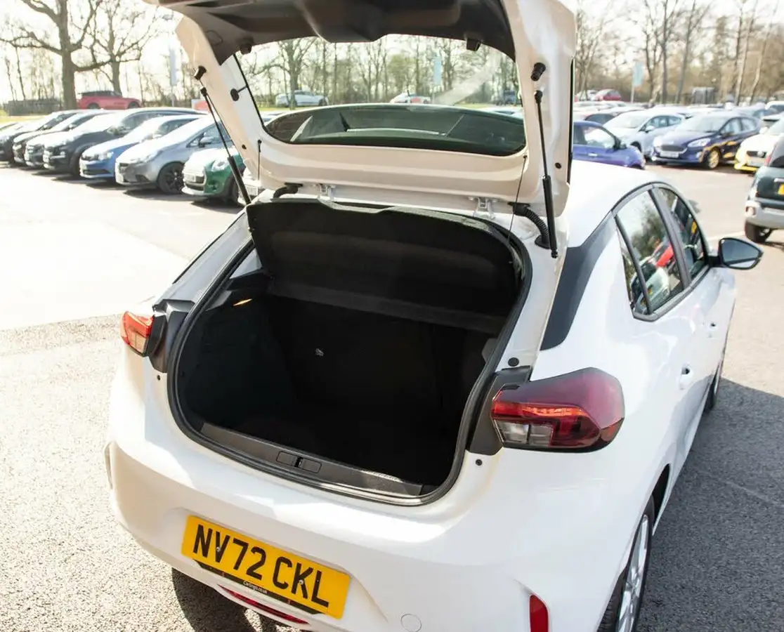 2023-vauxhall-corsa-12-turbo-design-big-30