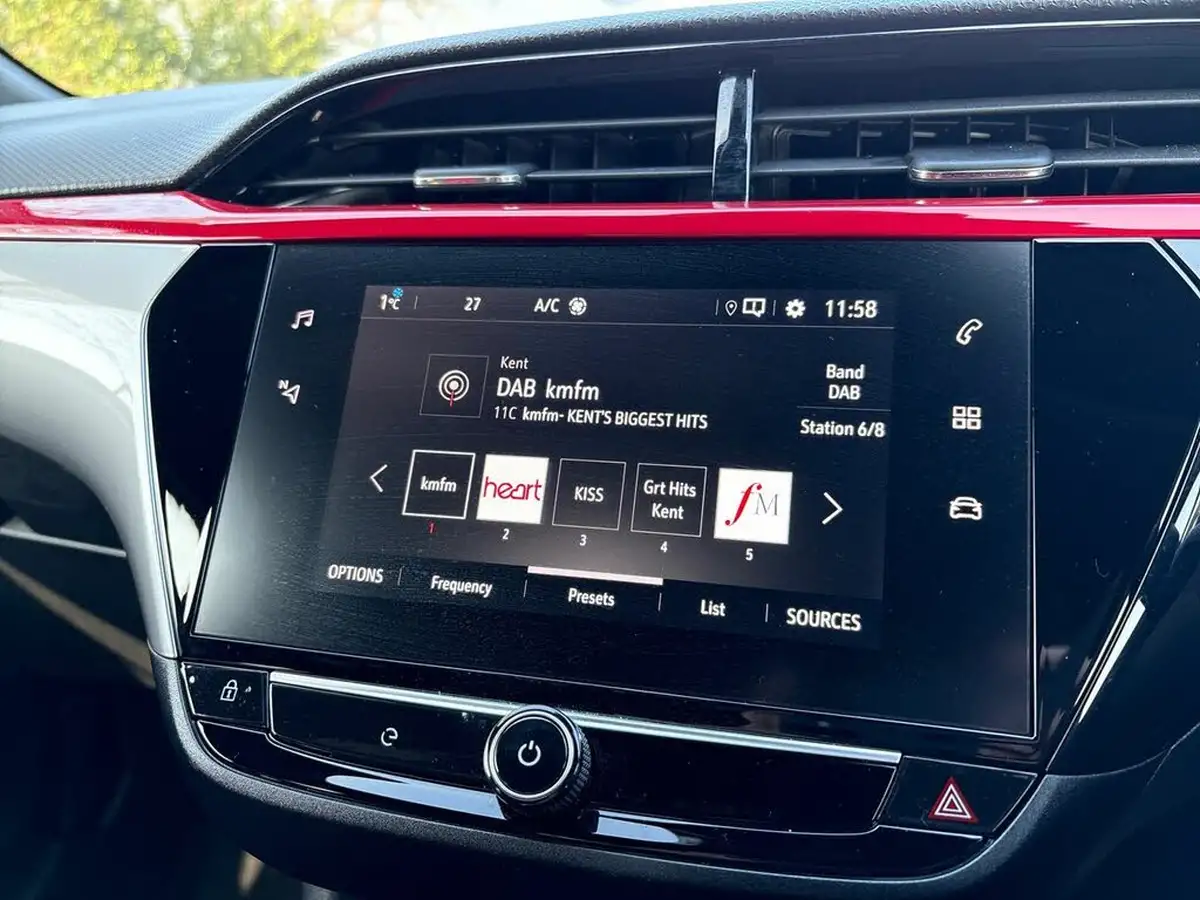 2023-vauxhall-corsa-e-gs-electric-136ps-11kw-charger-big-10