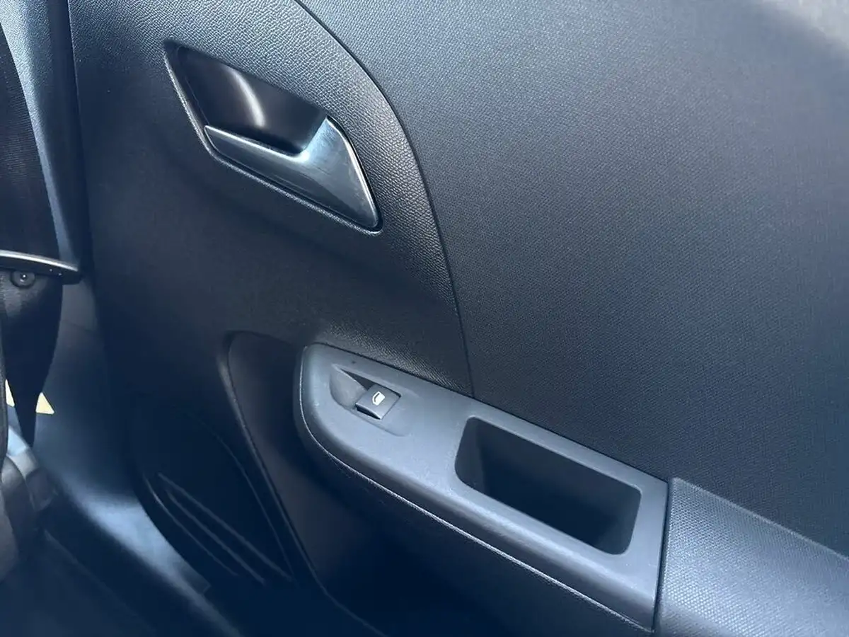 2023-vauxhall-corsa-e-gs-electric-136ps-11kw-charger-big-34