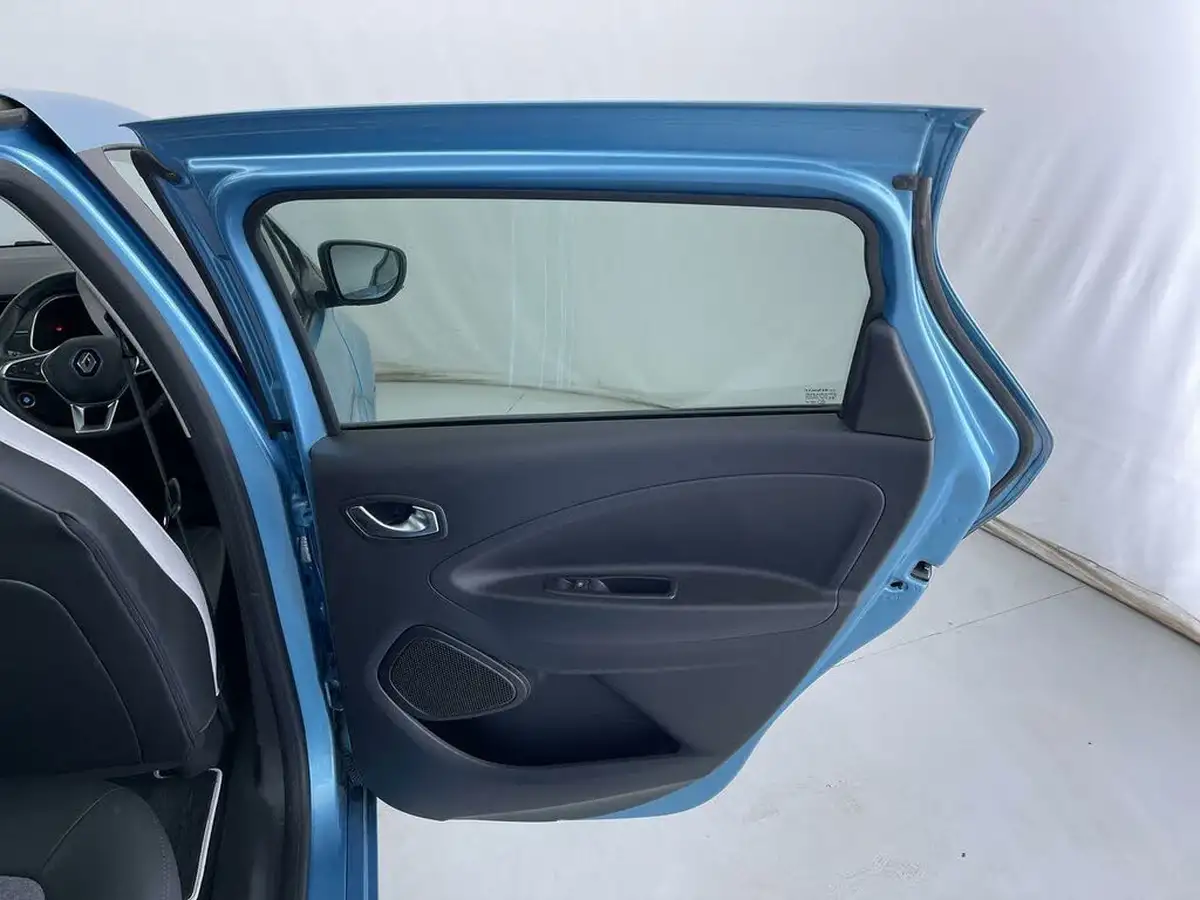 2020-renault-zoe-e-i-gt-line-rapid-charge-big-28