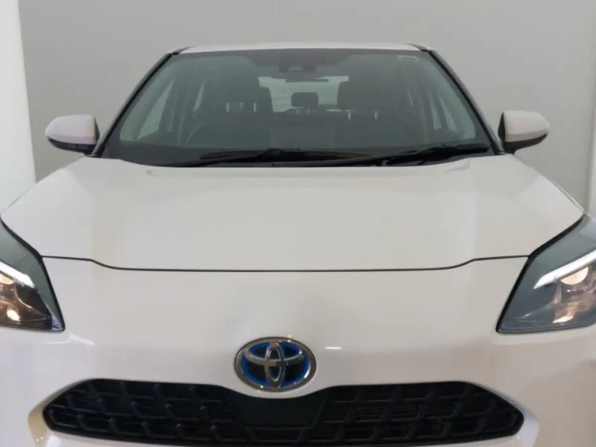 2023-toyota-yaris-cross-15-vvt-i-icon-big-11