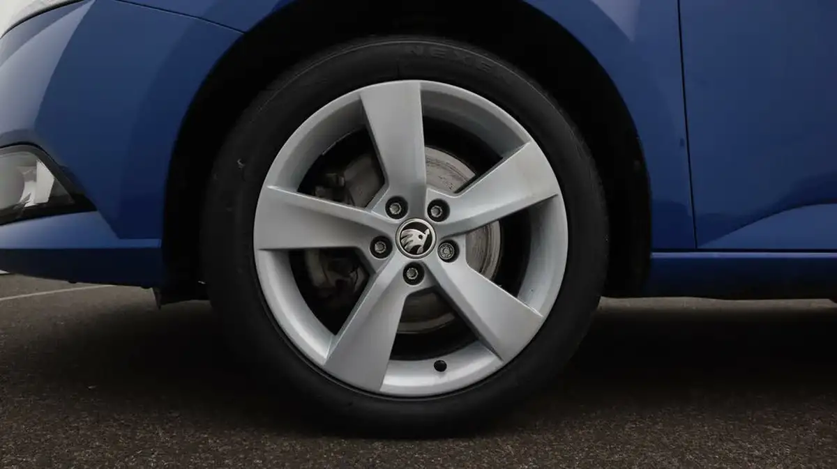 2022-skoda-fabia-10-tsi-se-l-95ps-estate-dsg-big-18