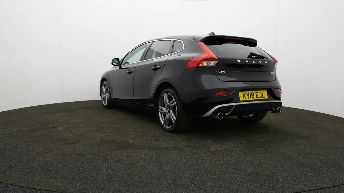 2018-volvo-v40-20td-d3-r-design-pro-big-70