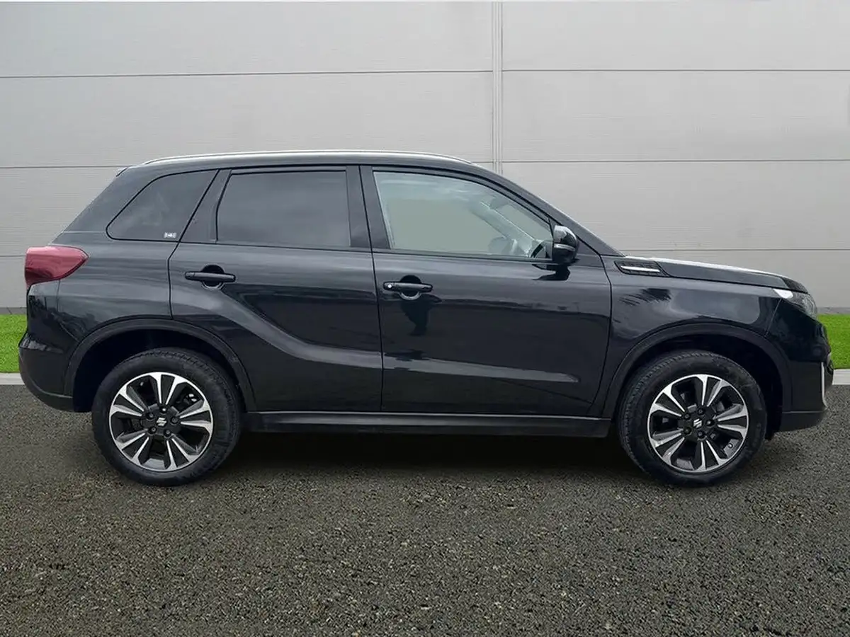 2022-suzuki-vitara-15-sz5-big-7