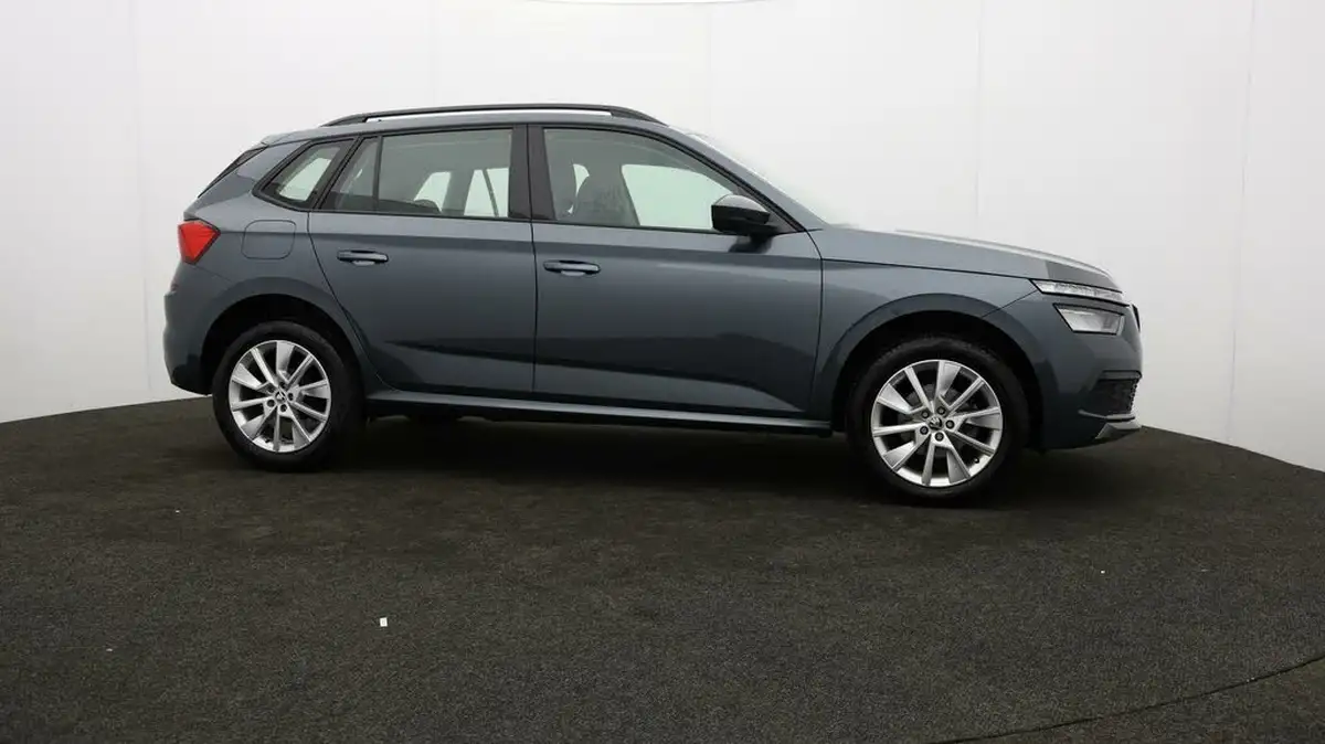 2021-skoda-kamiq-10-tsi-se-95ps-big-39