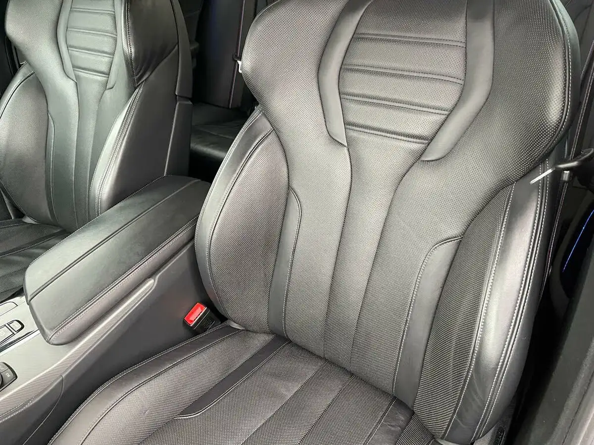 2021-bmw-5-series-44-m5-competition-big-71