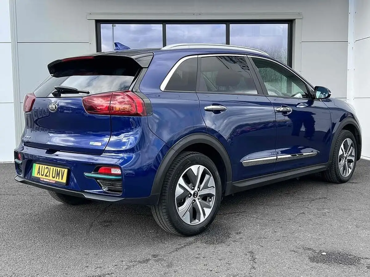 2021-kia-e-niro-ev-4-big-9