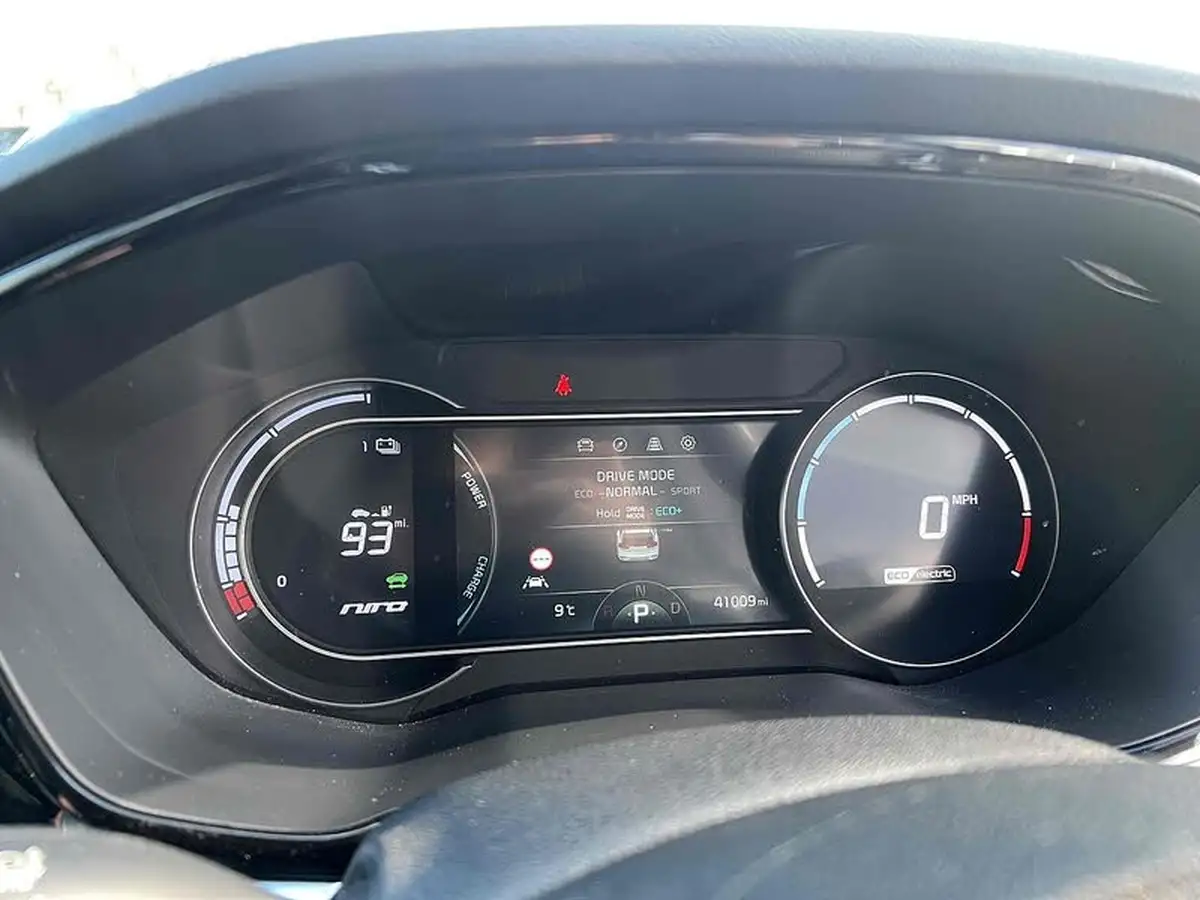 2021-kia-e-niro-ev-4-big-61