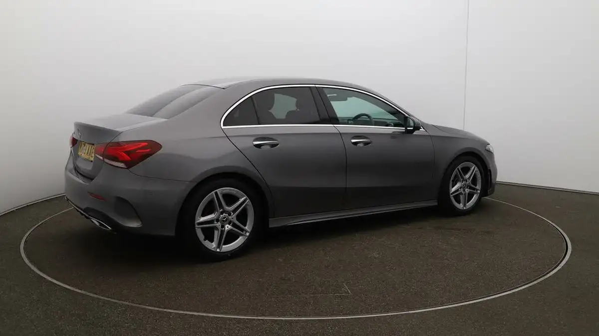 2019-mercedes-benz-a-class-15d-a180d-amg-line-premium-saloon-4d-7g-dct-big-43