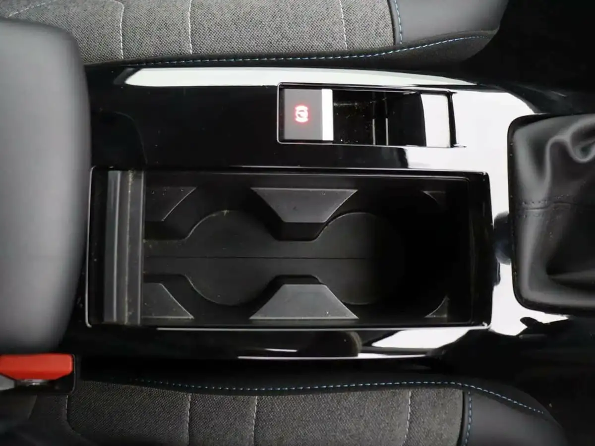 2023-citroen-c4-12-puretech-sense-plus-big-55