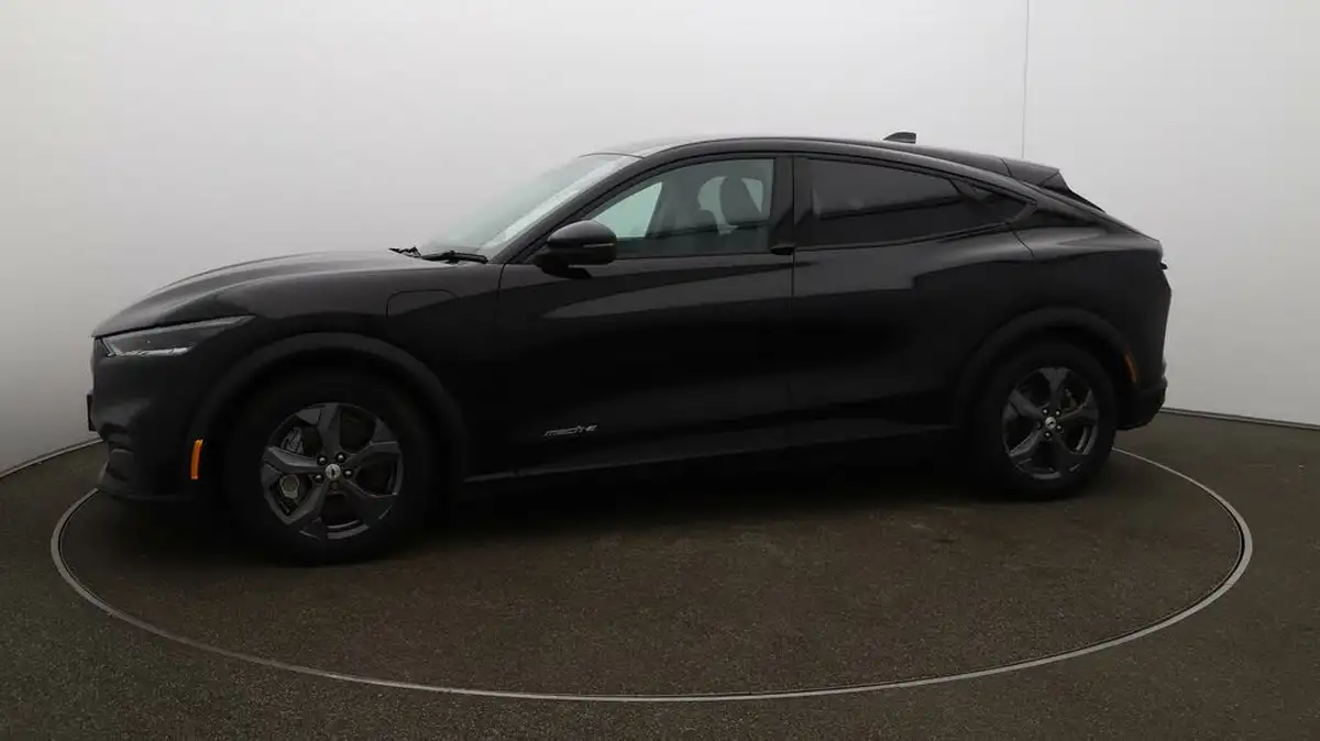 2022-ford-mustang-mach-e-e-standard-range-big-57