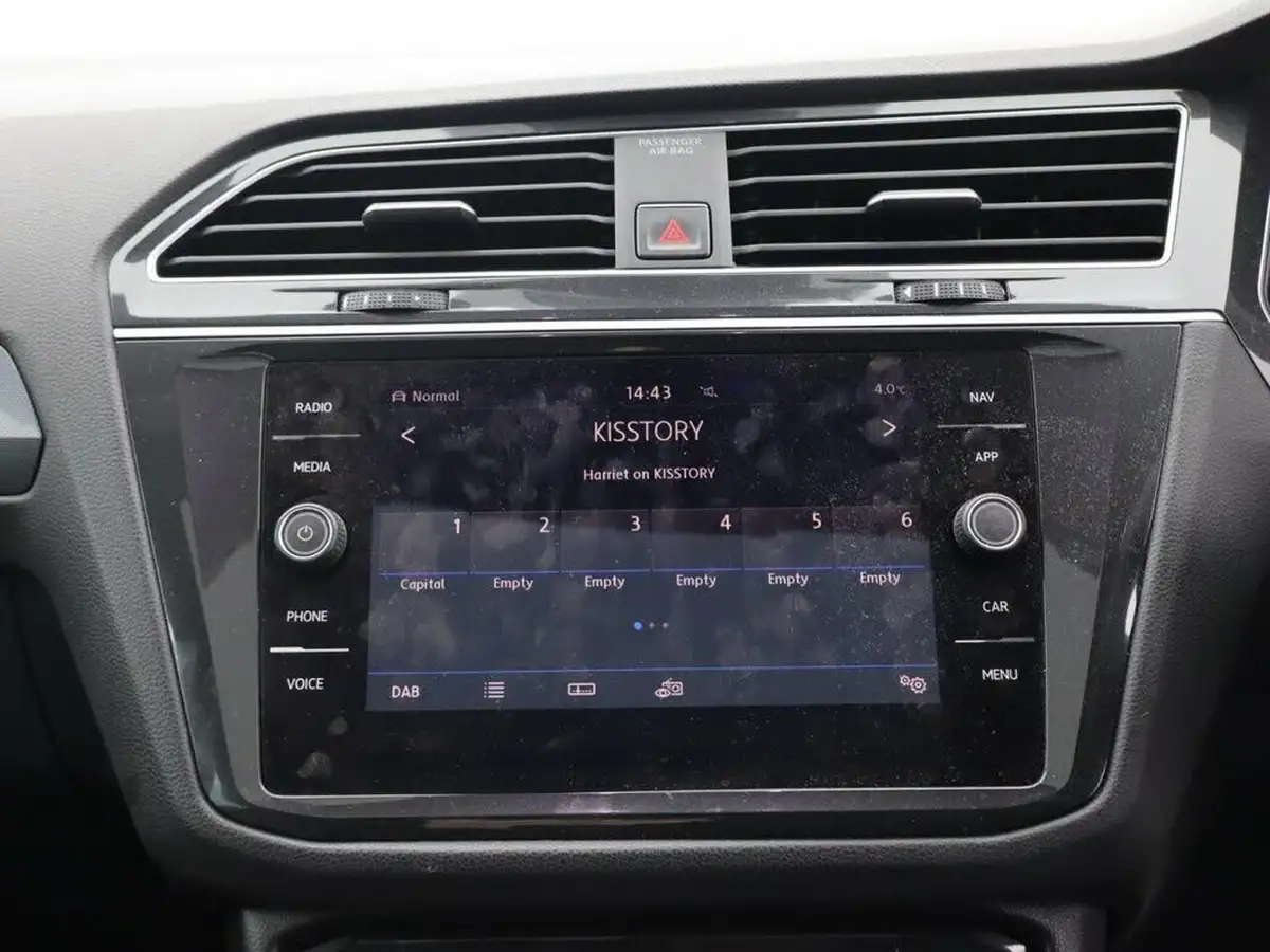 2018-volkswagen-tiguan-20tdi-r-line-150ps-4motion-ss-dsg-big-18