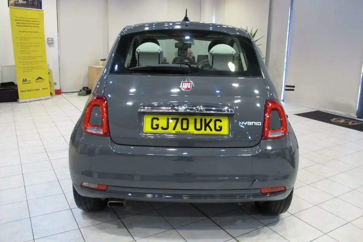 2020-fiat-500-10-lounge-big-13