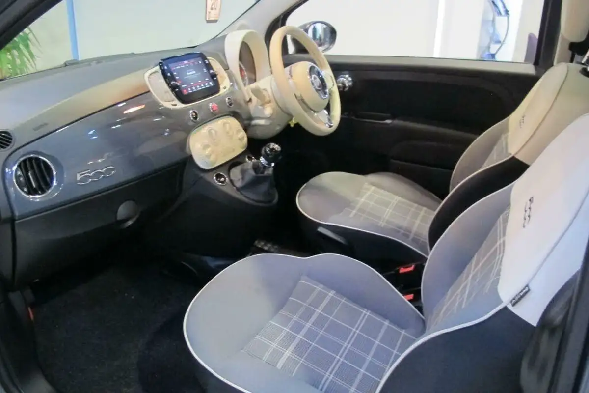 2020-fiat-500-10-lounge-big-37