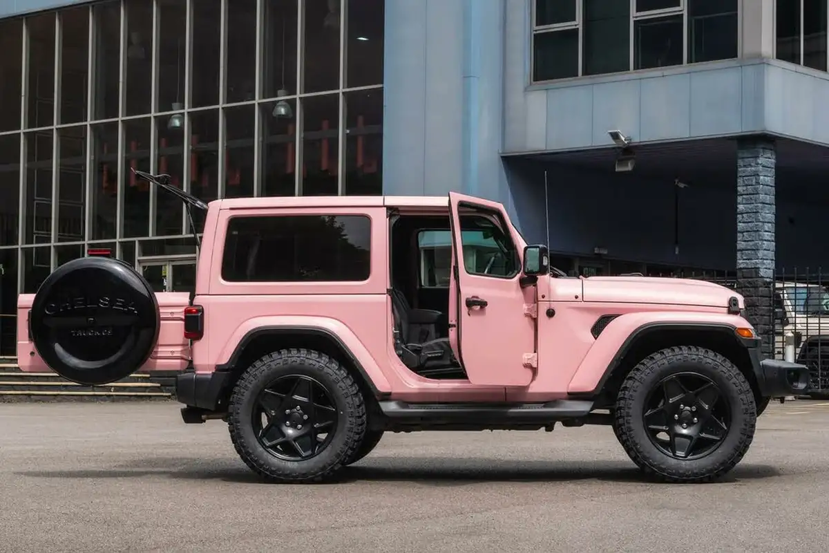 2021-jeep-wrangler-20-gme-sahara-3d-big-6