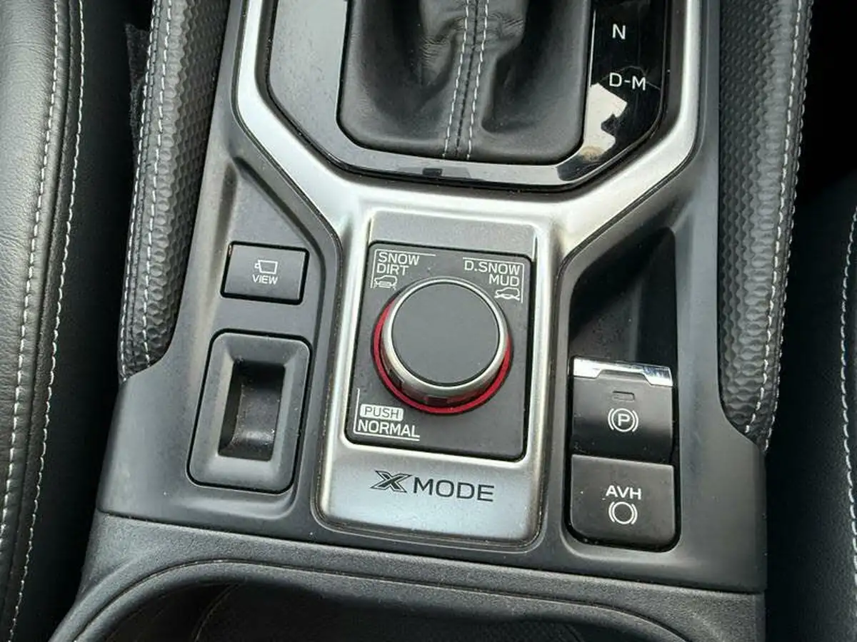 2020-subaru-forester-20-e-boxer-xe-premium-big-38