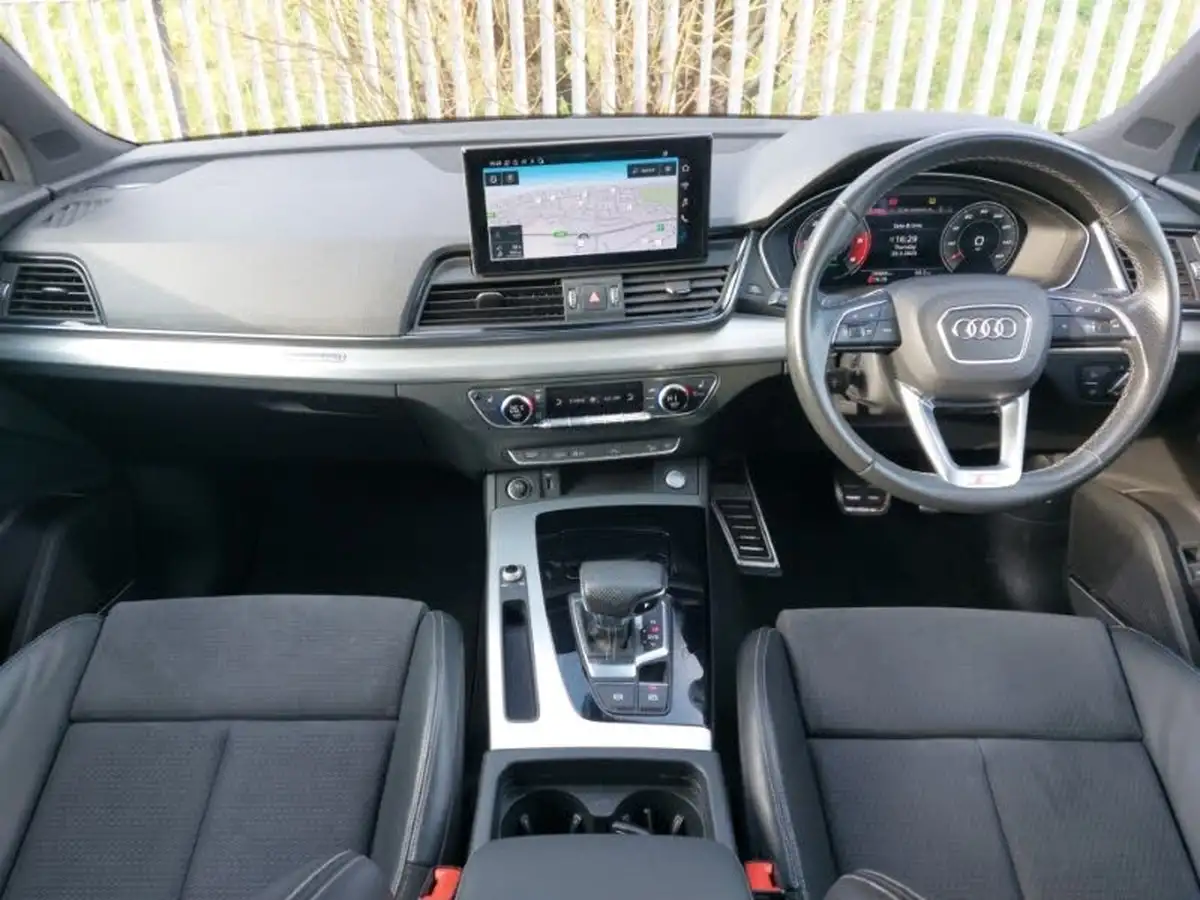 2020-audi-q5-20-40-tdi-s-line-204ps-sportback-big-2