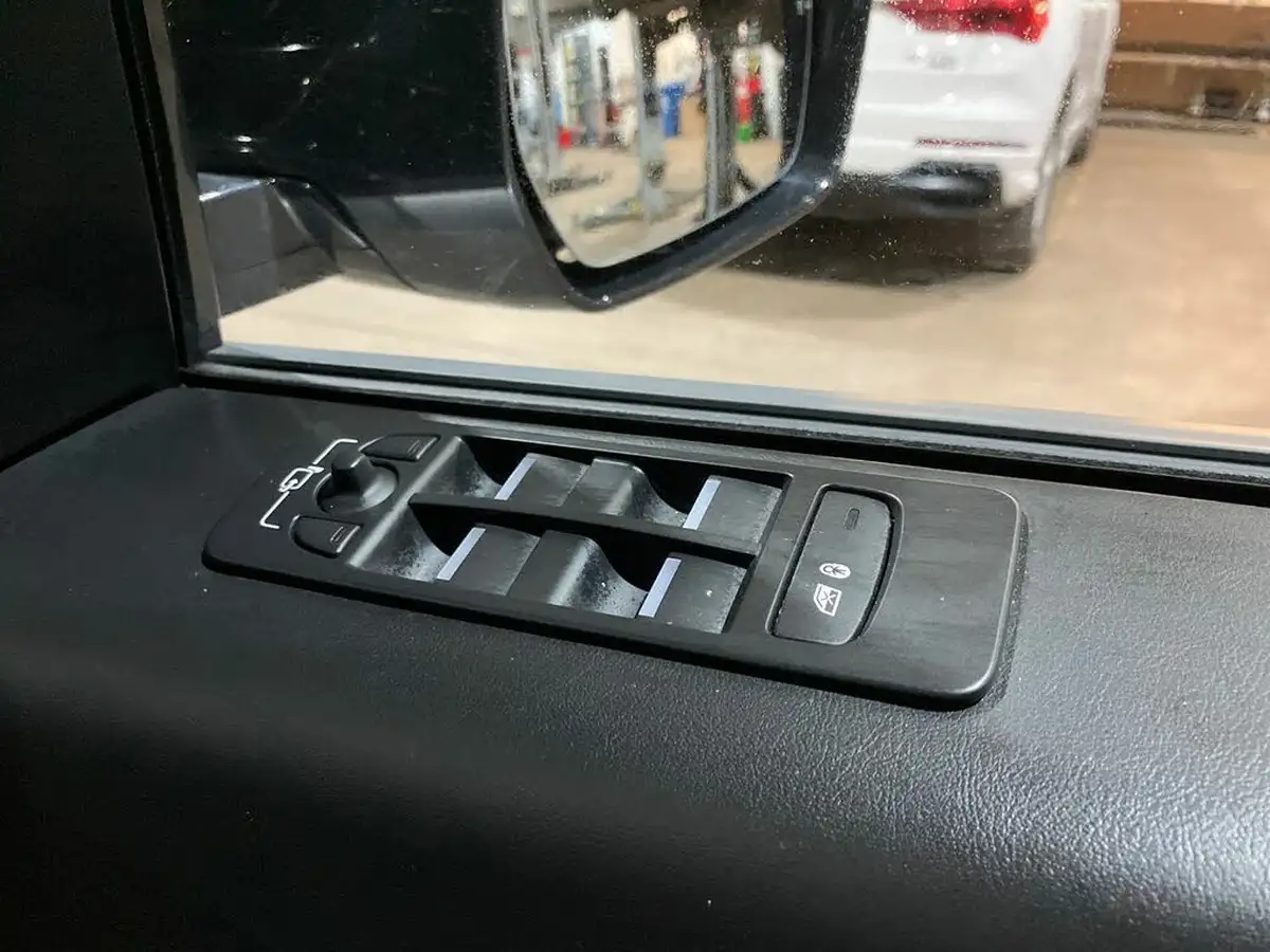 2020-land-rover-discovery-sport-20-d180-r-dynamic-hse-big-17