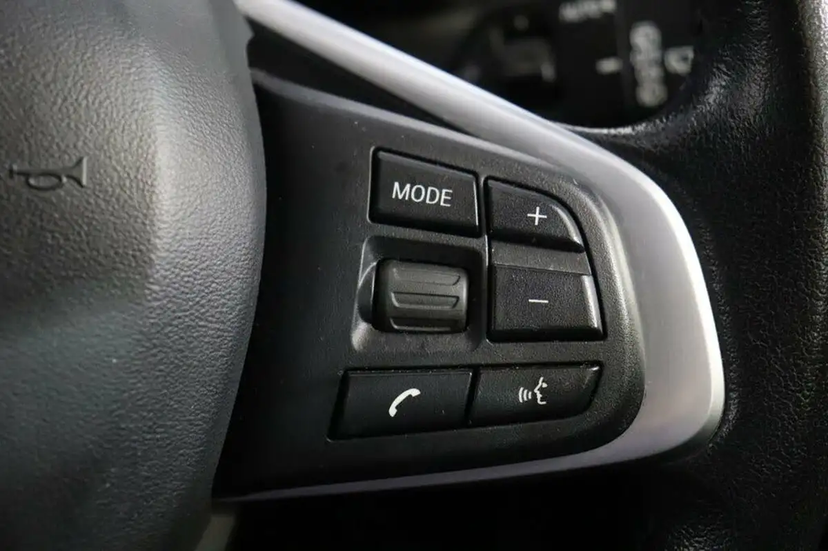 2019-bmw-2-series-15-225xe-phev-sport-big-23