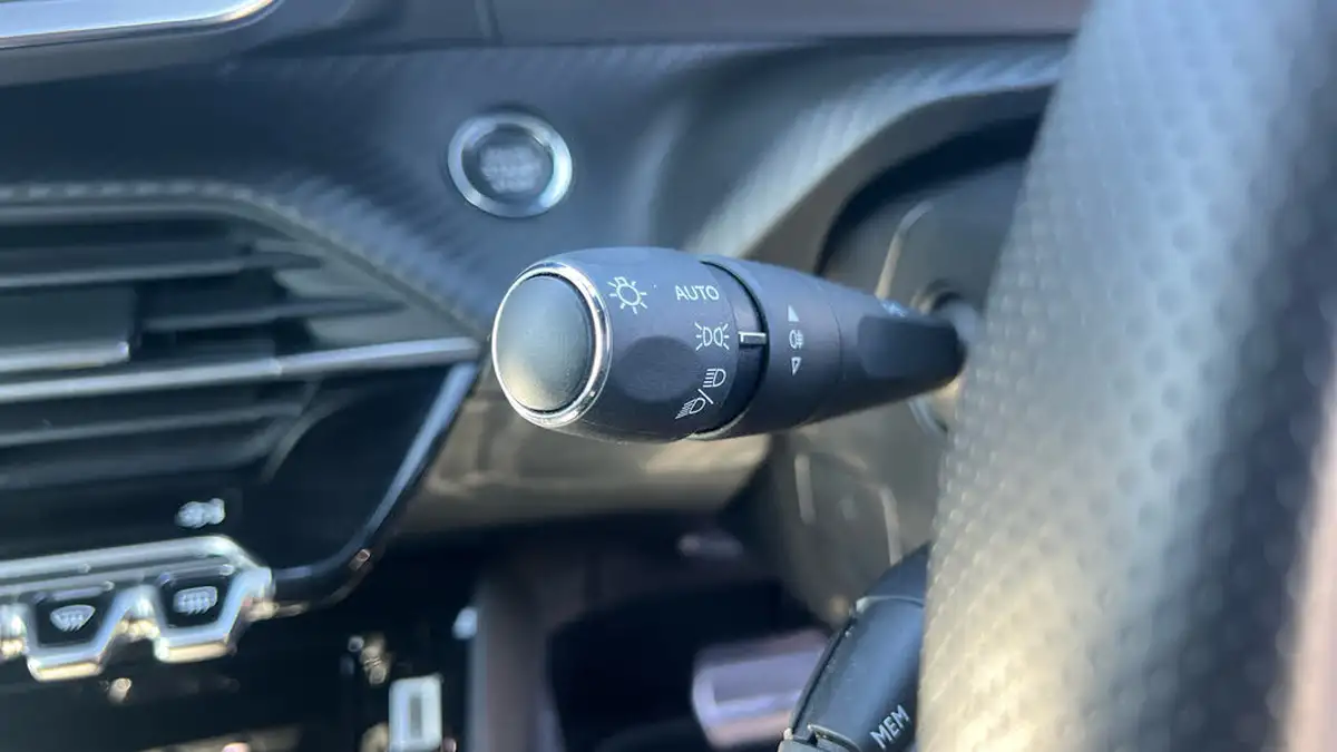 2024-peugeot-2008-suv-e-gt-156ps-54kwh-big-26