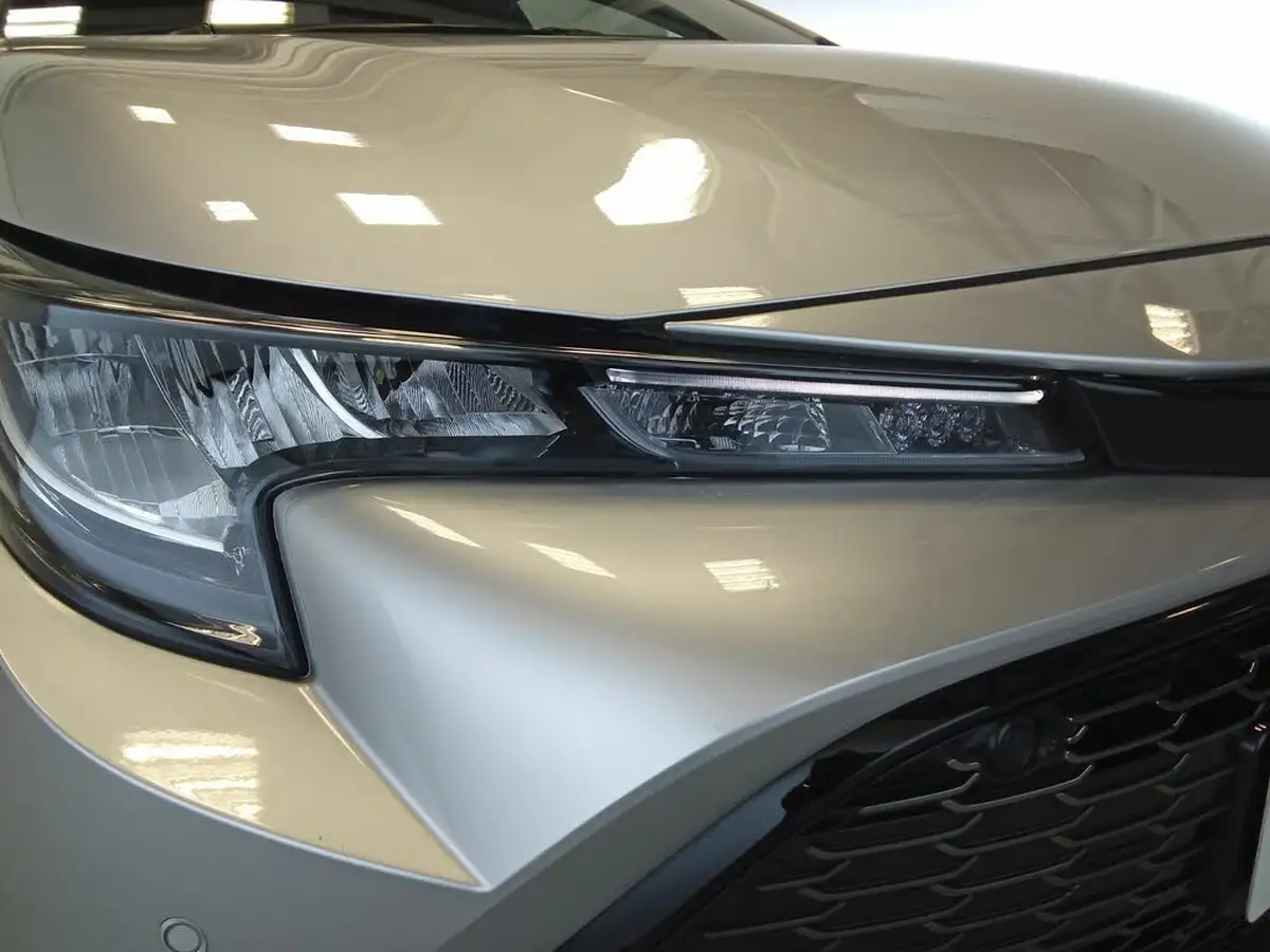 2021-toyota-corolla-18-vvt-i-gr-sport-17in-alloy-wheelstrk-touring-sports-big-27