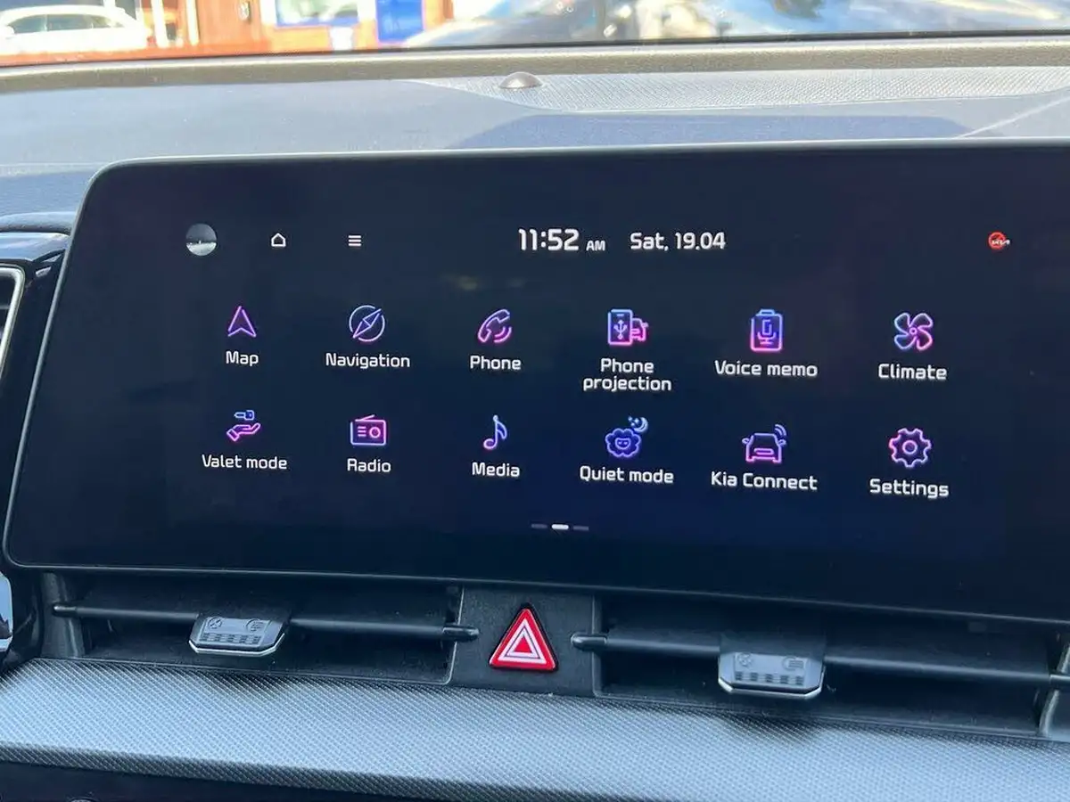 2022-kia-sportage-16-t-gdi-launch-edition-big-11
