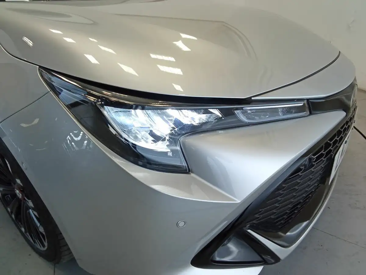 2021-toyota-corolla-18-vvt-i-gr-sport-17in-alloy-wheelstrk-touring-sports-big-4