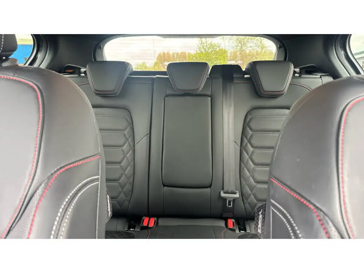 2022-ford-focus-10t-st-line-vignale-155ps-hybrid-mhev-hatchback-big-14